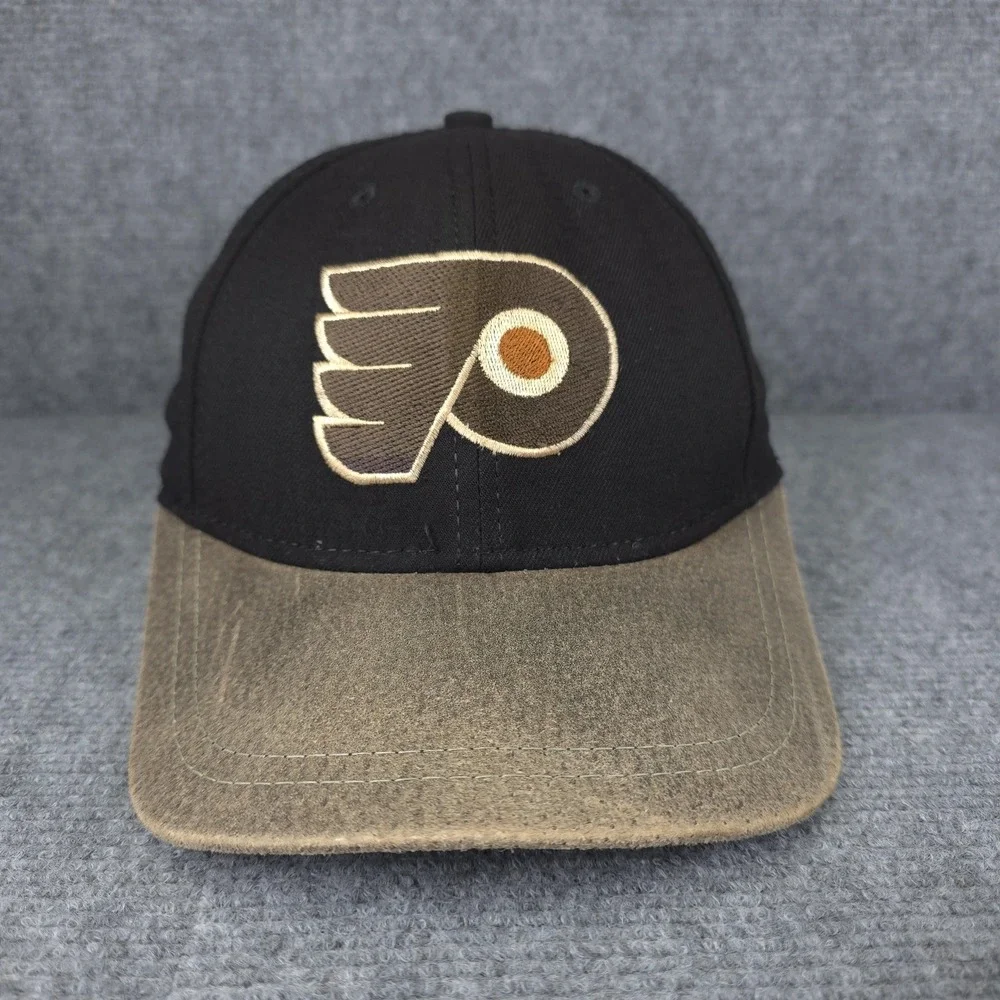 VINTAGE Philadelphia Flyers‎ Hat Cap Strap Back Black NHL Hockey American Needle